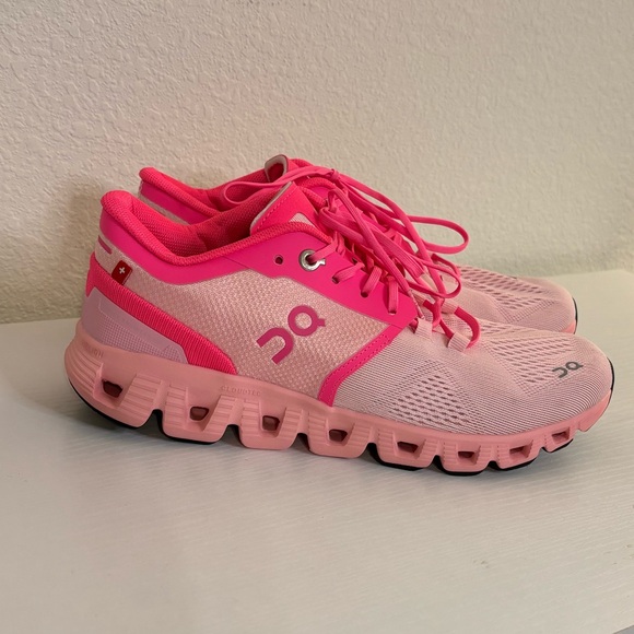 On Running Shoes - On Cloud Cloud X Barbie Pink Women’s Running Shoes Size 7